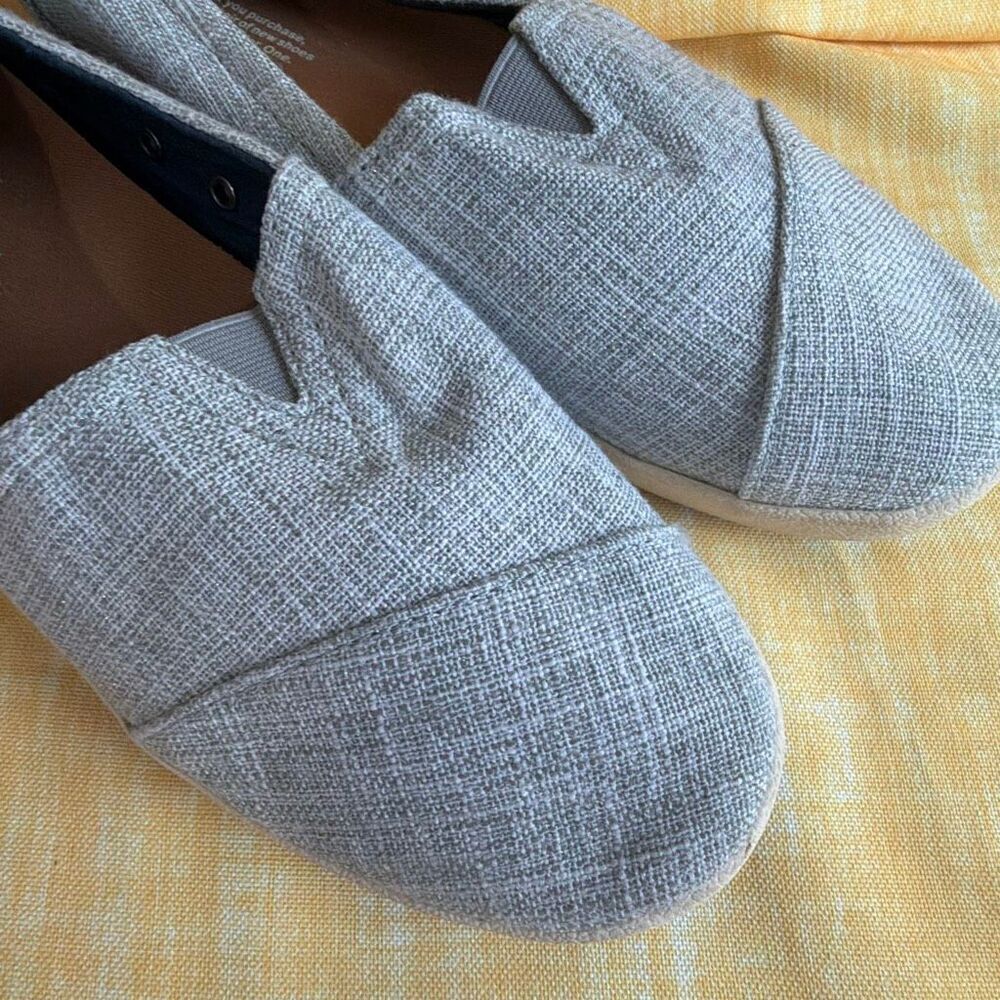 TOMS Avalon Grey Slip On Loafers Woman’s 11